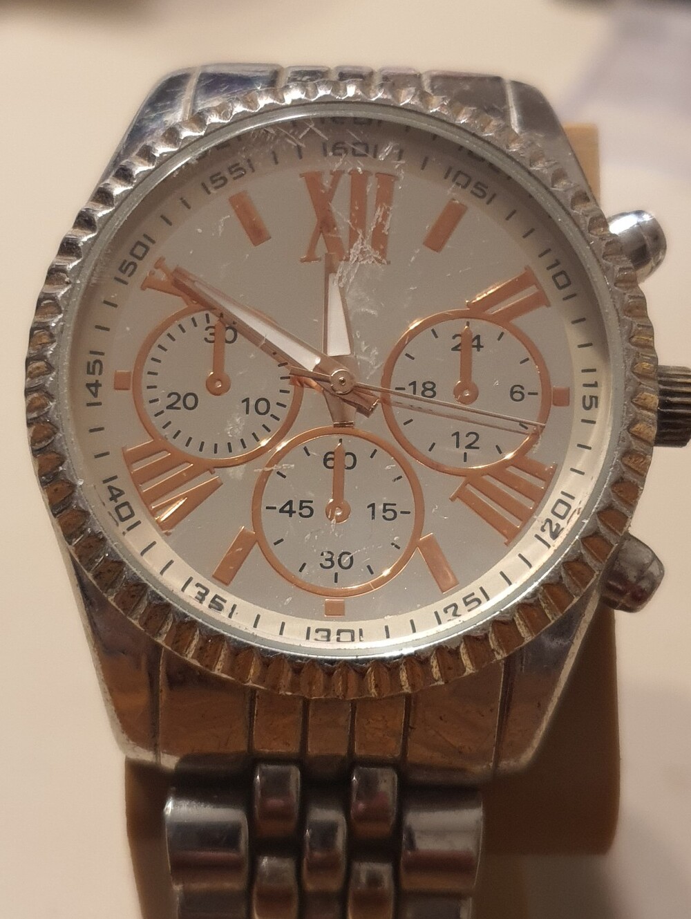 10/$20 Accutime Silver/Goldtone Stainless Steel Men's Watch